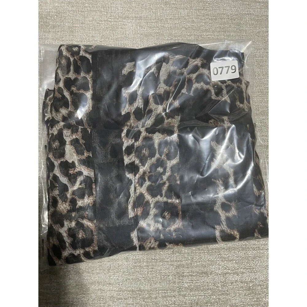 Nordstrom Scarf Shawl Woman's One Size Geometric Brown Leopard